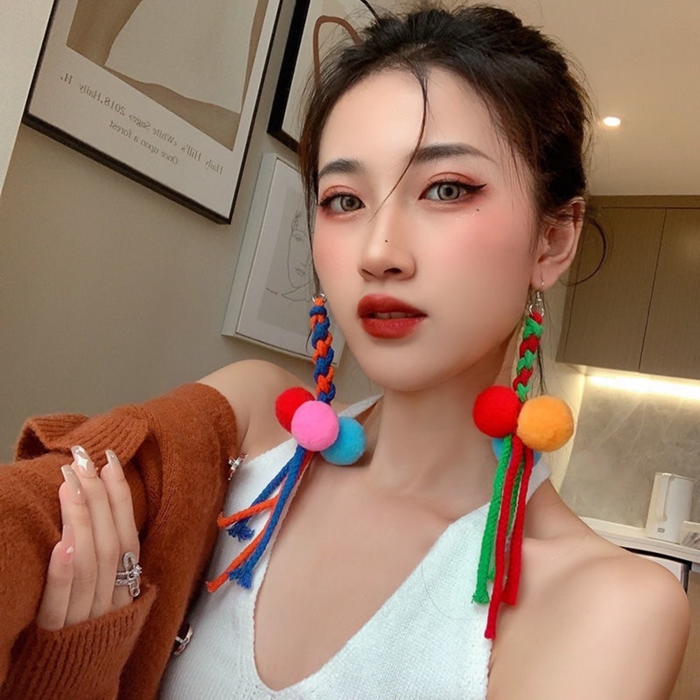 2pairs NWT stunning fun earrings